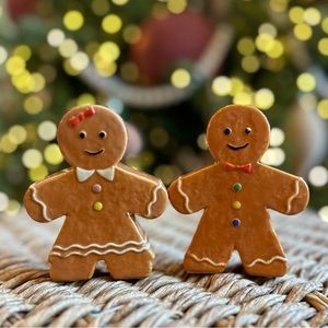 Core Kitchen Gingerbread boy girl salt pepper shaker ceramic Christmas Holiday